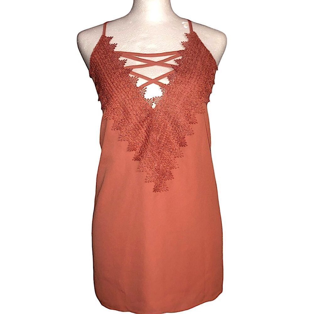 Nine Britton stitch fix top it’s like a coral orange color size XXL NWT